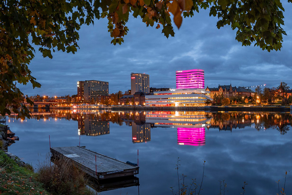 Ange alt-text; vad bilder föreställer.