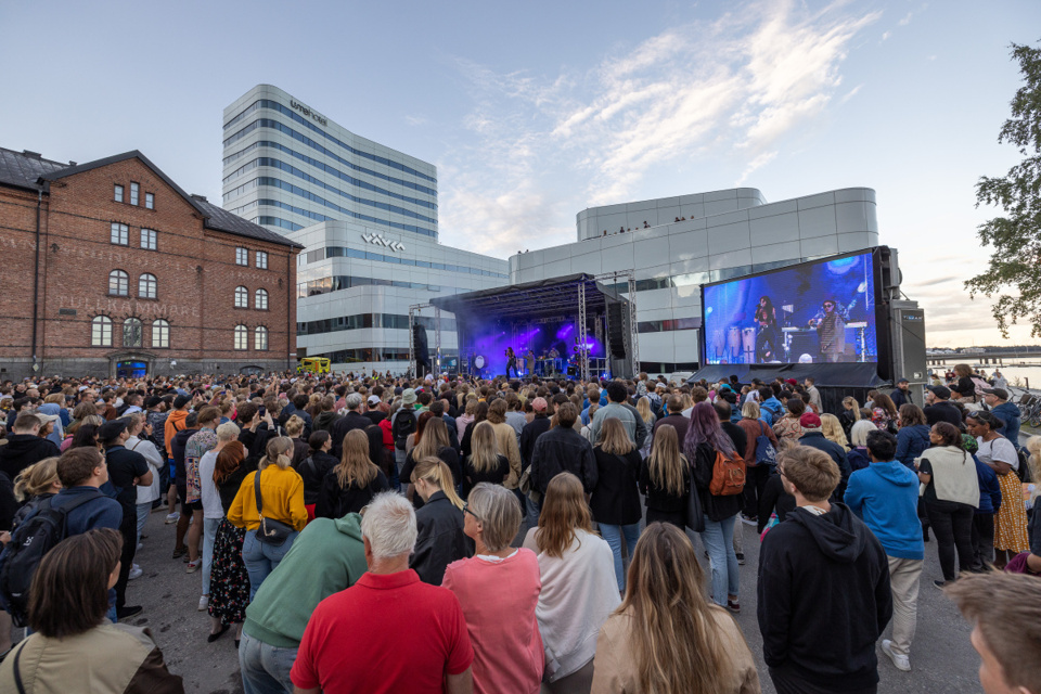 Konsert på Skeppsbron i samband med Umeås 400-årsjubileum