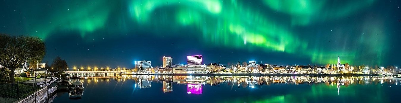 Norrsken över Sveriges depåbibliotek och lånecentral, foto: Fredrik Larsson