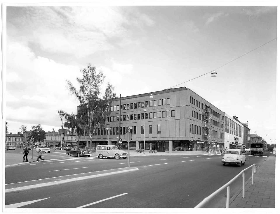 Vy från Storgatan mot Renmarksesplanaden.