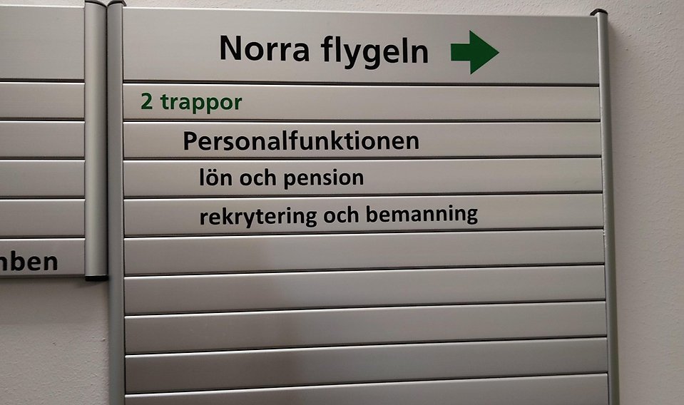 Bild på skylt vid kontoret på Stadshuset